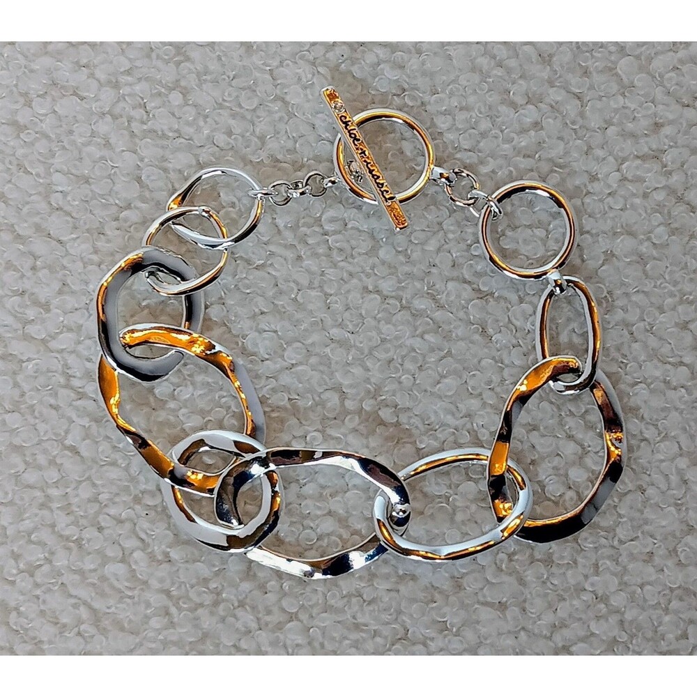 Chloe + Isabel Silver-Tone Hammered Oval Chain Link Toggle Bracelet w Dustbag - Picture 2 of 5